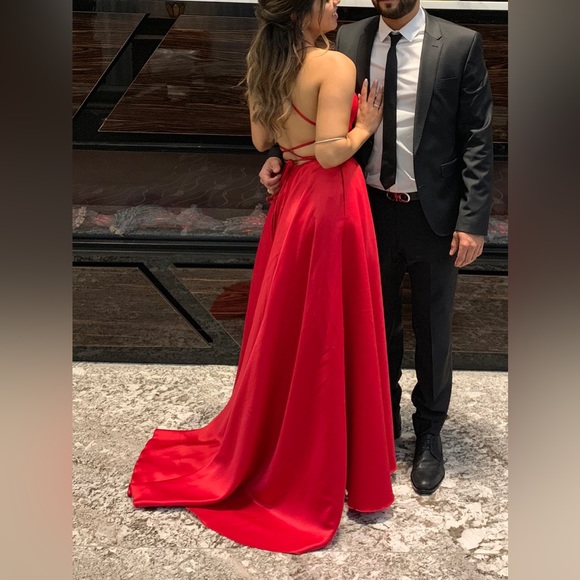 Dave & Johnny Sexy A line open back red gown - Picture 2 of 5